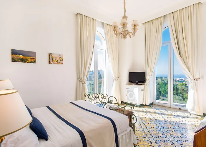 Caesar Augustus Otel