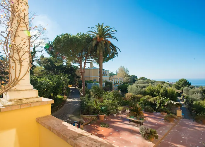 Caesar Augustus Otel