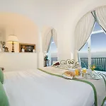 قيصر أوغوستوس 5*