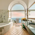 فندق قيصر أوغوستوس 5*