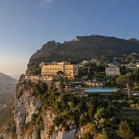 قيصر أوغوستوس 5*