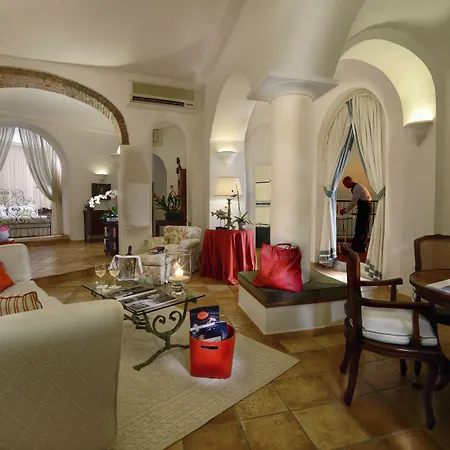 قيصر أوغوستوس 5*