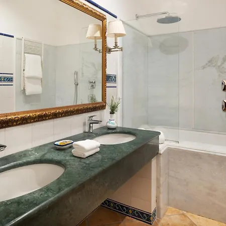 西泽奥古斯都酒店