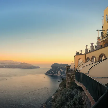 Ξενοδοχείο Caesar Augustus 5*