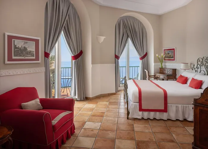 Отель Caesar Augustus 5*